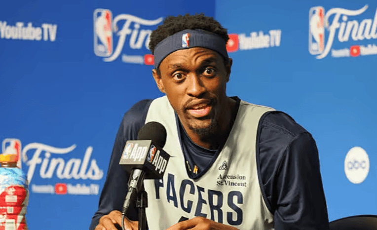 九游网页版登录入口西亚卡姆在美国队比赛中出色防守，重返赛场引发热议！