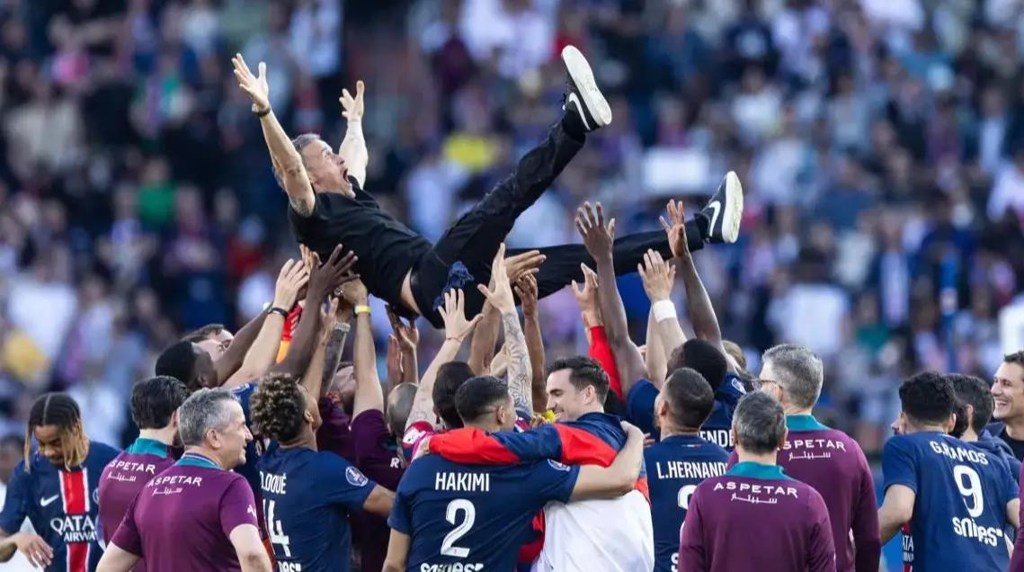 九游网页版巴黎圣日耳曼不断突破！，纳达尔连续五场比赛得分超过出色防守引发球迷热议的简单介绍