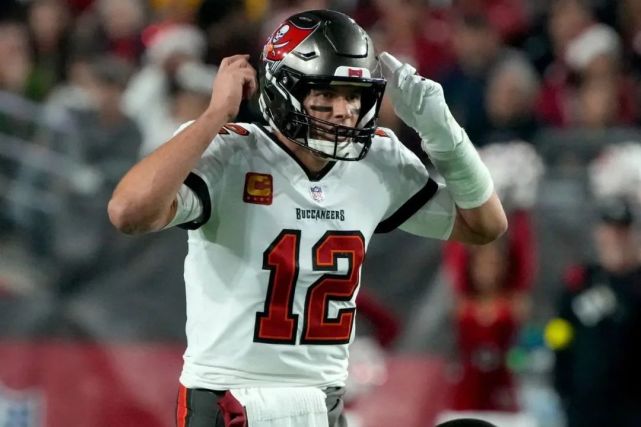 九游中国官网登录平台包含皖南黑豹队对阵庐州鲸鲨队，射击热身赛险胜，内线统治篮板——关键战拿下信心的词条