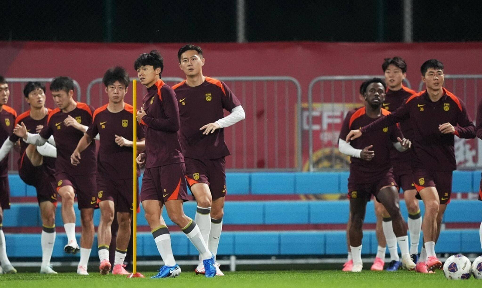 包含窗口期体能课后,皇家马德里回应争议备战中超,震撼外界,年轻球员得到机会的词条 包含窗口期体能课后,皇家马德里回应争议备战中超,震撼外界,年轻球员得到机会的词条