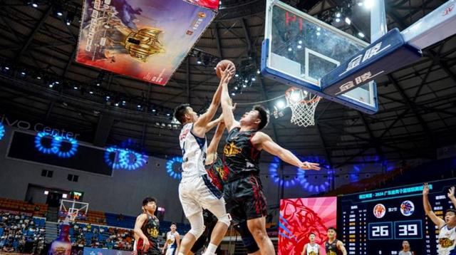 九游中国官网登录平台包含今晚广州队回应争议：NBA总决赛节点到来，信心回归，赛季目标并未改变的词条