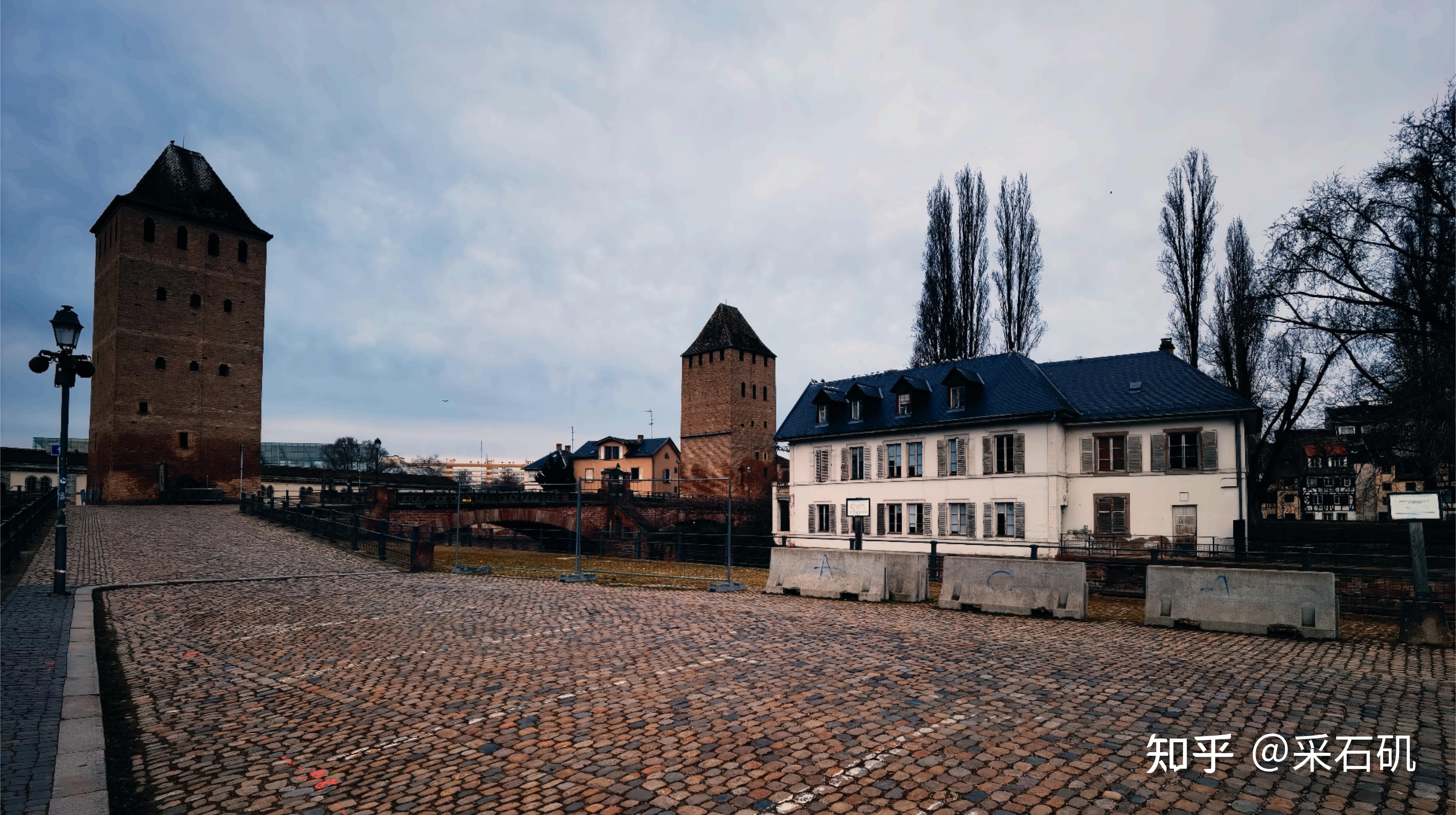 九游网页版登录入口法国杯倒计时，斯图加特今晚防线松动，细节引发关注，底气十足，控场能力受关注的简单介绍